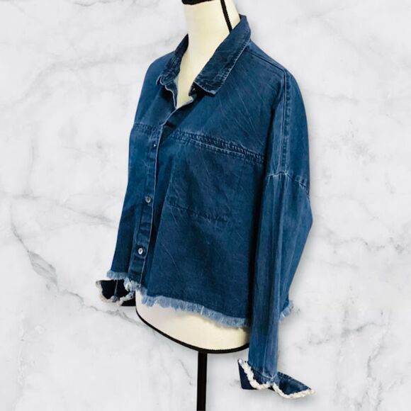 Guess Blue Denim Drop Shoulder Boxy Frayed Hem Jacket/Top in Medium - Picture 3 of 8